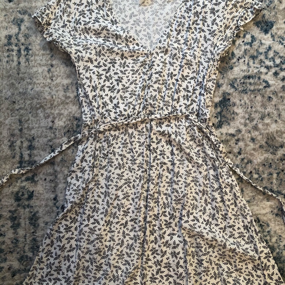 H&M black and white summer dress